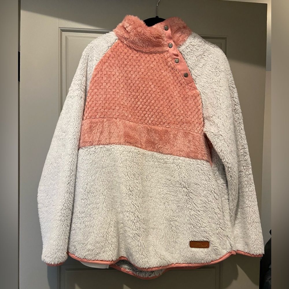 Simply southern sherpa . Size large